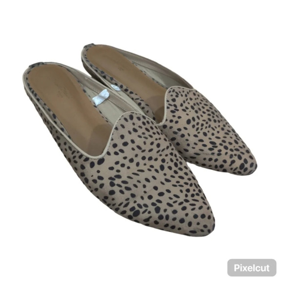 Universal Thread Women's Spotted patterned flats size 9 - Picture 1 of 4